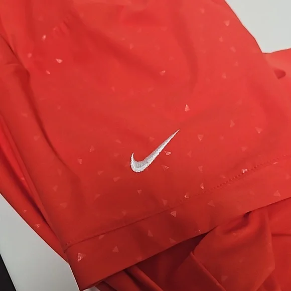 Women's Nike GOLF DriFit Polo - Picture 8 of 8